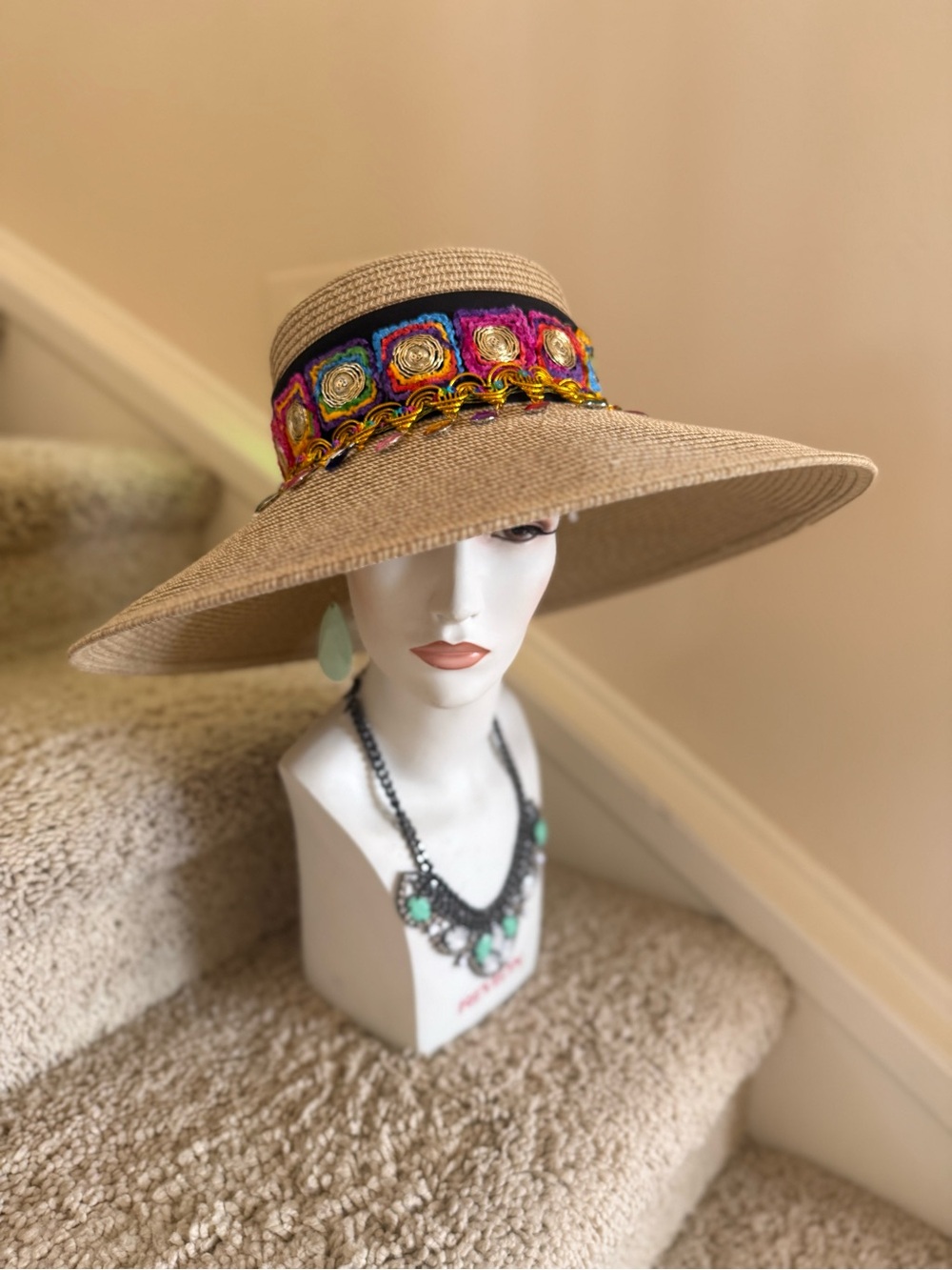 Trutfle hat